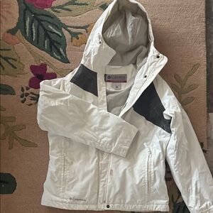 Columbia White Hooded Jacket with Grey Accents